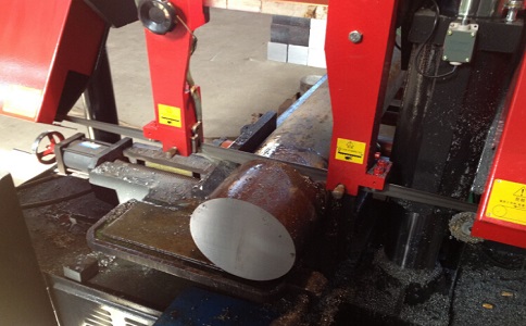 郧西卧式带锯床加工时出现明显振荡如何排查？